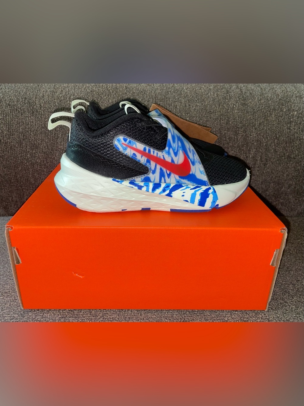 Boys Nike Size 12C TEAM HUSTLE D 12 SE (PS) Shoes